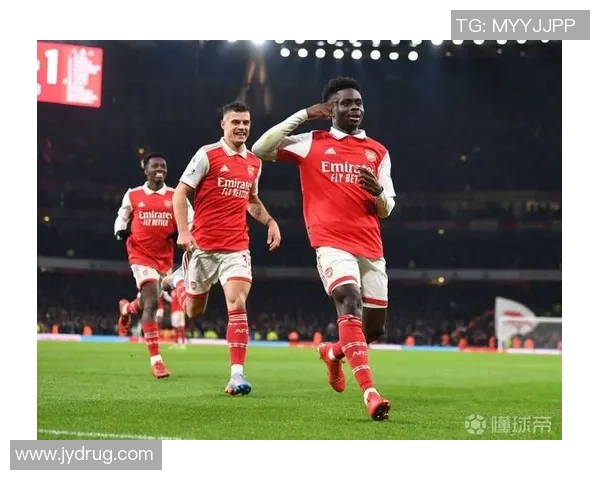 萨卡闪耀英伦绿茵场带领阿森纳与英格兰双线奋勇前行